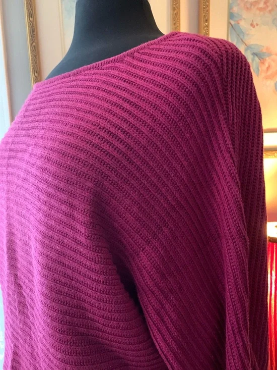 Rachel Zoe Magenta Off-the-Shoulder Hi Low Pullover Sweater - Picture 2 of 8